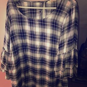 Plaid top